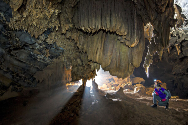 Hang Tien Exploration 3 Days