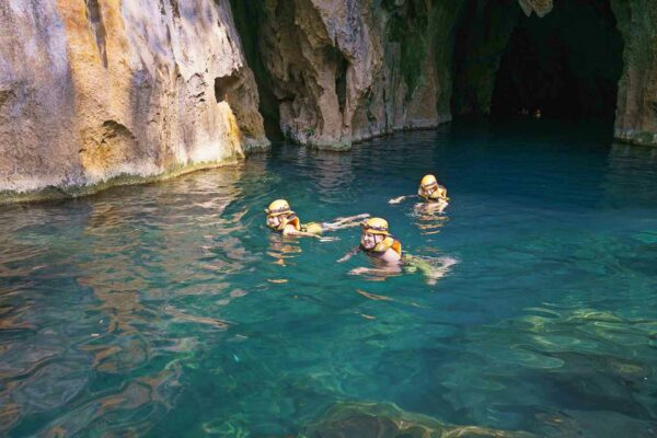 Abandoned Valley & Thuy Cung Cave 2 Days 1 Night