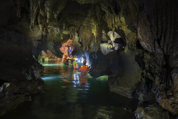 Discovery Cha Loi Cave System 2D1N