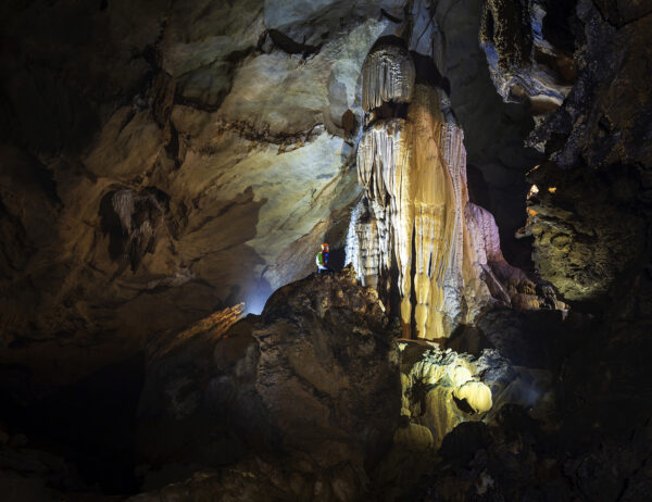 Discovery Cha Loi Cave System 2D1N