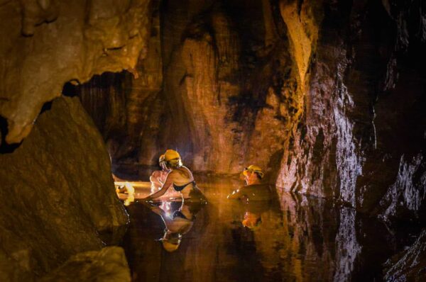 Paradise Cave - Dark Cave