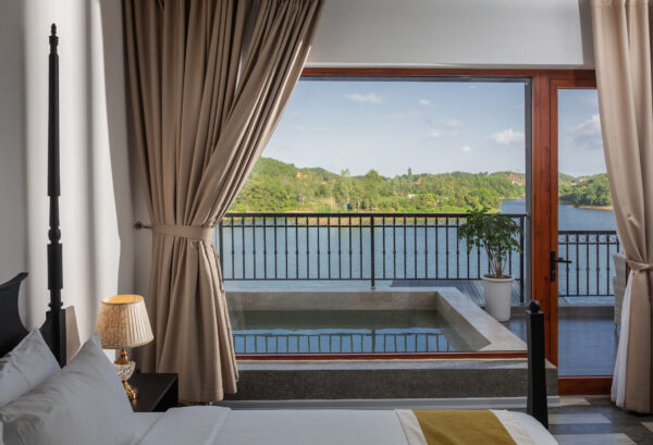 Phong Nha Lakehouse Resort