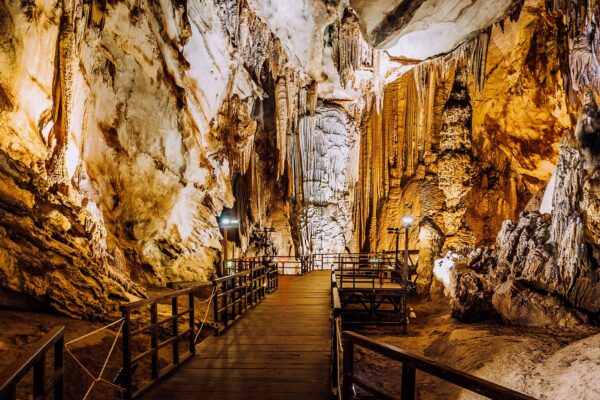 Paradise Cave -  Phong Nha Cave 1 Day